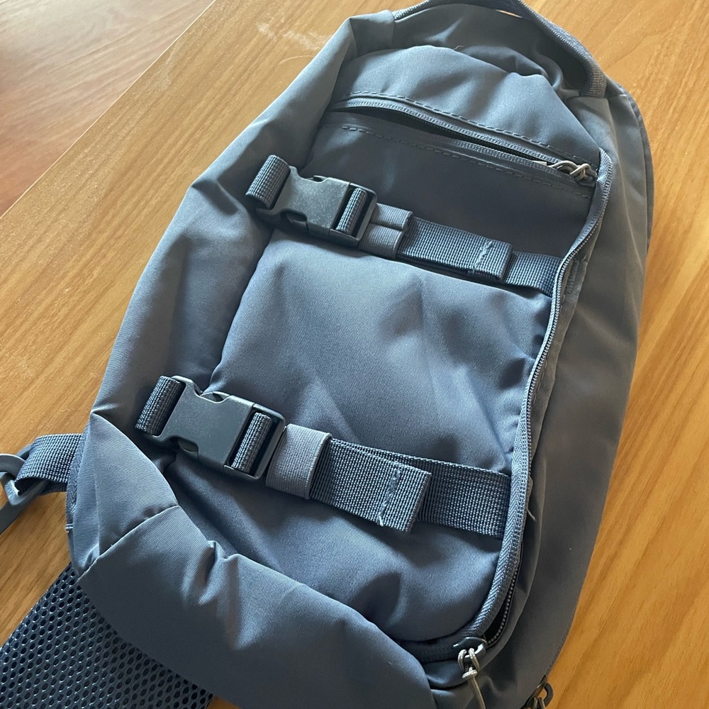 Sling small backpack